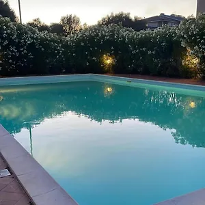 Airport-port-commercial Center-veranda&garden-60mq-per 4 Persone E 2 Bimbi Piccoli-giallo-possibile Upgrade Gratis Appartamento Olbia